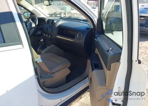 2011 Jeep Compass Limited z USA, uszkodzony, nr VIN 1J4NT5FB2BD137840